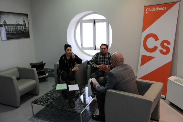 Los vecinos del residencial Buenos Aires consiguen medio millar de firmas para exigir las mejoras y servicios prometidos