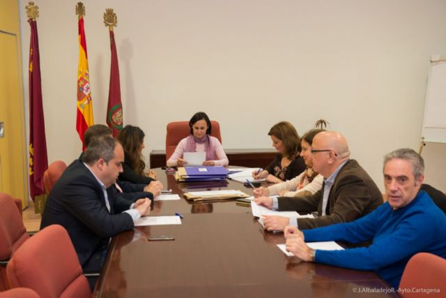 La Mesa de Contratación inicia los trámites para la adjudicación del suministro de material a las brigadas municipales