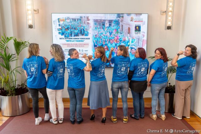 La 'marea azul' de Autismo Somos Todos recorre este domingo Cartagena con su ruta solidaria