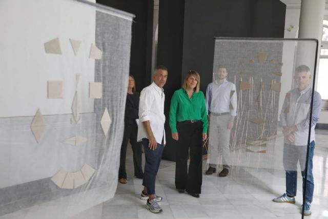 Pividal regresa a Cartagena tras 25 años con una exposición que repasa su trayectoria artística