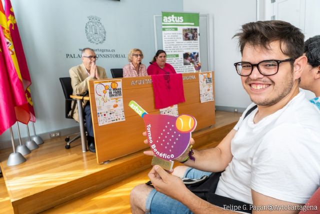 Nuevas categorías infantiles en la VIII edición del torneo benéfico ´12 Horas de pádel con Astus´