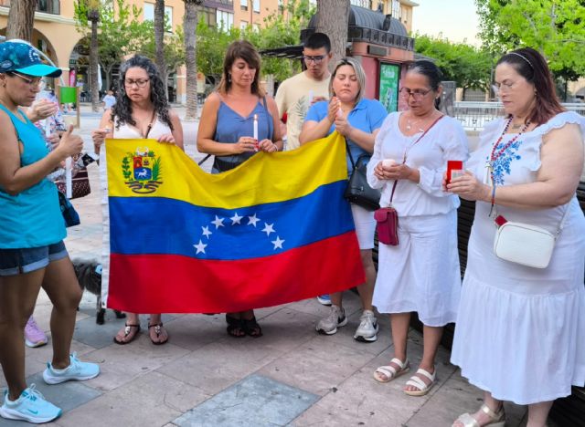 Cartagena ‘encendió una luz’ por Venezuela