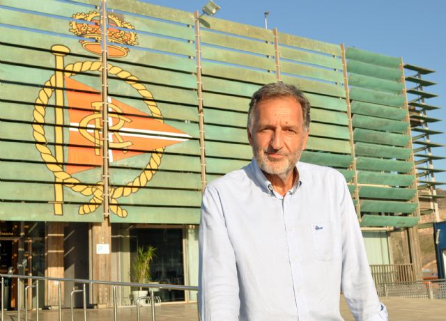 Nuevo Presidente del Club de Regatas