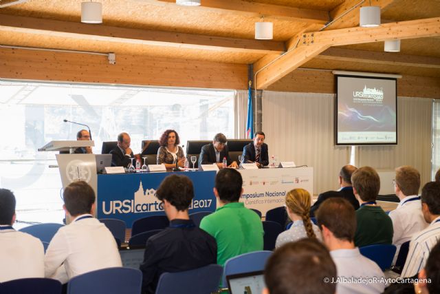 Cartagena acoge un congreso nacional de telecomunicaciones y ciencias electronicas