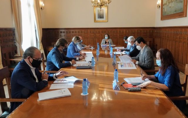 76 entidades sin ánimo de lucro reciben 100.000 euros del programa de ayudas y subvenciones del Puerto de Cartagena