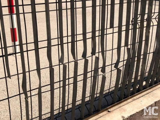 MC Cartagena denuncia el lamentable estado de mantenimiento de las pistas deportivas de Ciudad Jardín