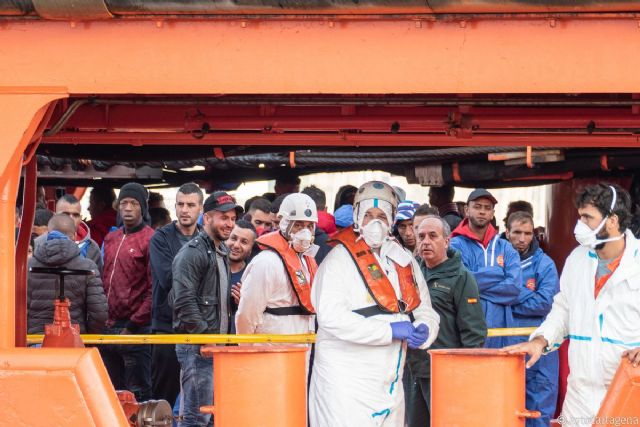 La vicealcaldesa advierte de que una gestión errónea de las pateras pone a Cartagena en el objetivo de las mafias