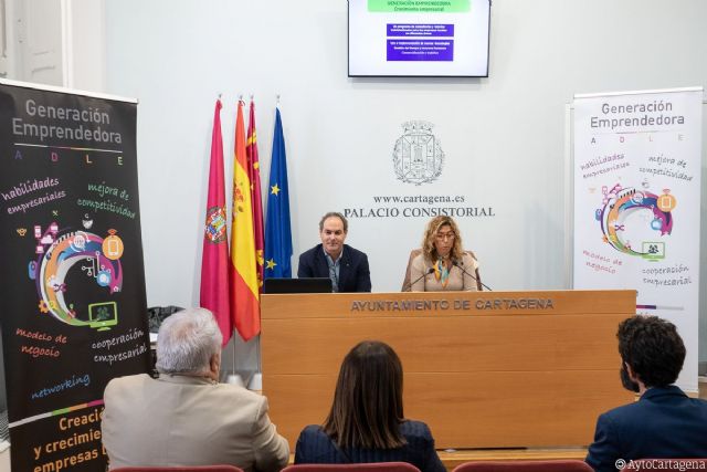 La ADLE pone en marcha un programa que mejorará las competencias de los emprendedores cartageneros