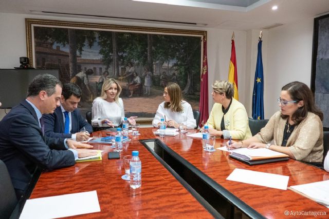 El Ayuntamiento y la CARM desbloquean el traslado del Depósito Franco a la ZAL de Los Camachos