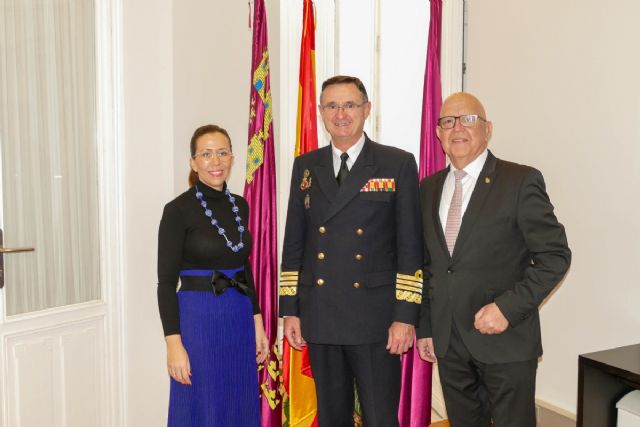 La alcaldesa agradece a Aniceto Rosique su labor al frente del Arsenal