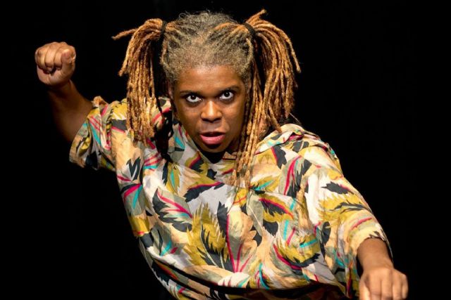 El Luzzy acoge la obra teatral No es país para negras