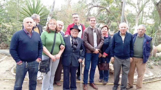 Ricardo Segado visita el Huerto de Candido de La Palma