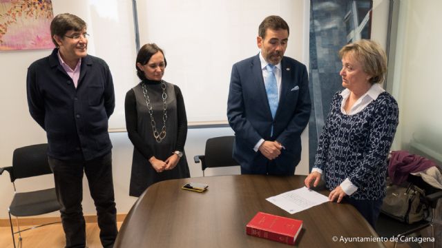 Teresa Balsalobre toma posesión como vocal del Consejo Económico-Administrativo