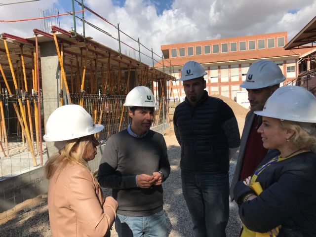 Las obras de ampliación del instituto Ben Arabí de Cartagena ya se han ejecutado al 60 por ciento y finalizarán el próximo mes de mayo