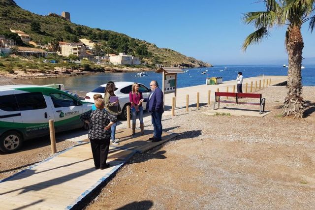 Vía Pública inicia los trabajos para adecuar el entorno de la plaza Juan Paredes