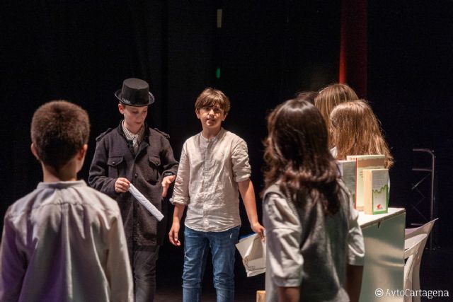 Dieciséis centros educativos representan obras teatrales en El Luzzy de Cartagena