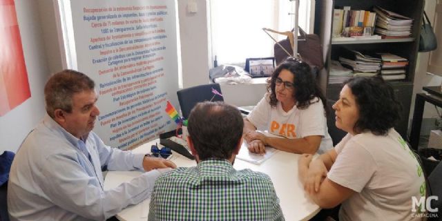 MC denuncia que la falta de subvención de la Consejería de Sanidad a la APCC pone en peligro la atención a los enfermos de Parkinson de la Comarca de Cartagena