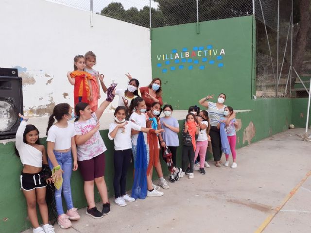 Servicios Sociales impulsa las barriadas Villalba y Virgen de la Caridad