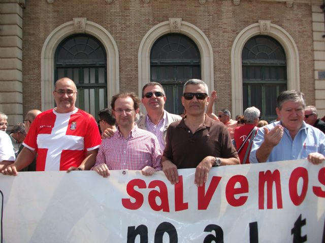 La Asamblea apoya la restauración de la Estación de la Avenida de América, como exigía MC
