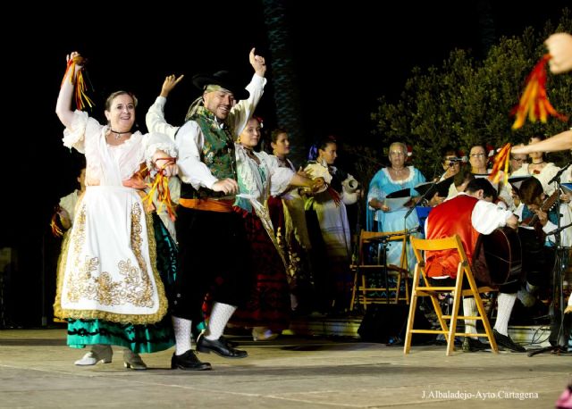 El XXV Festival Nacional de Folclore del Campo de Cartagena llega a su dia grande