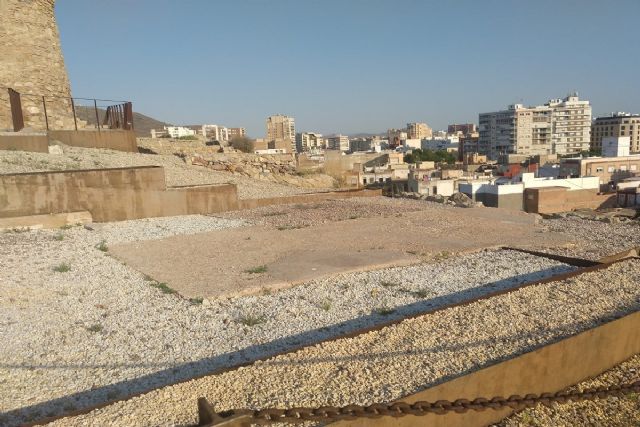 Finalizan las obras de conservación del parque de la cima del Molinete
