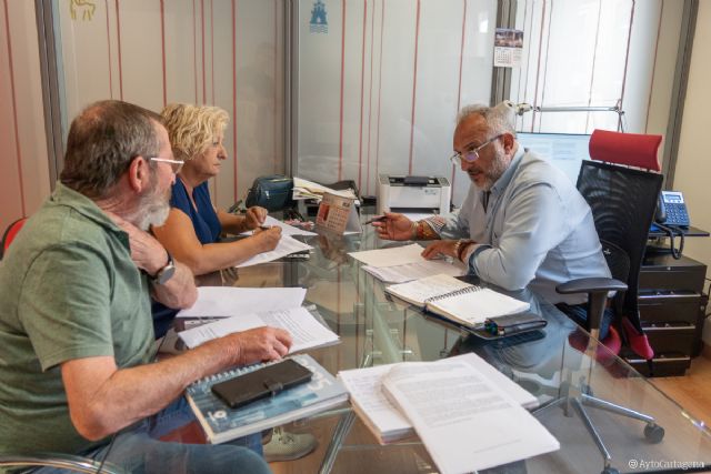 El Ayuntamiento y la FAVCAC establecen una hoja de ruta común en materia de Seguridad