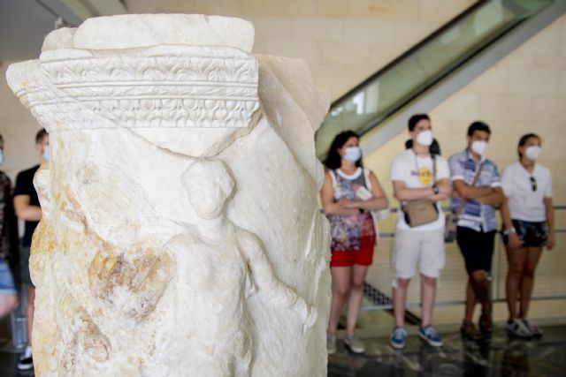 El Teatro Romano  de Cartagena en el Puente de Agosto