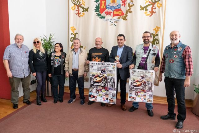 Las motos clásicas rodaran por Cartagena este domingo en el Trofeo Corpus