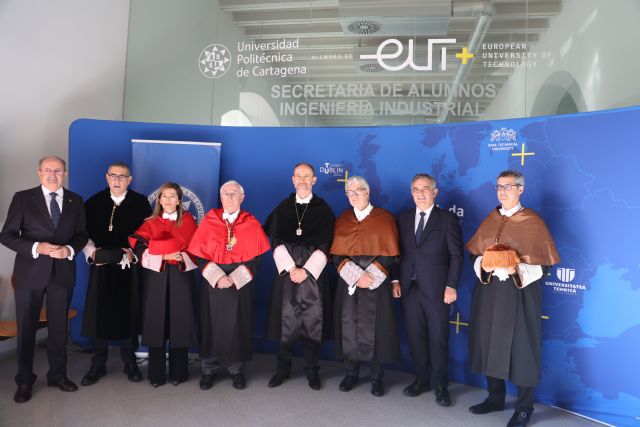 Kessler subraya la «trayectoria ejemplar» de los dos nuevos doctores Honoris Causa por la UPCT