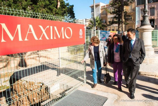El yacimiento arqueologico del Decumano Maximo estrena carteleria