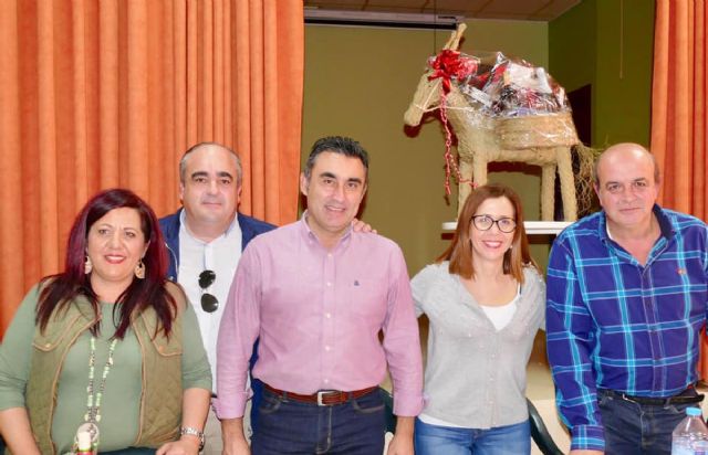 Los vecinos de Perín celebran un día de convivencia