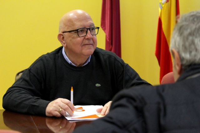 Cs agradece al PSOE que haya ejecutado al fin su propuesta de activar los bolardos pero considera insuficiente la medida
