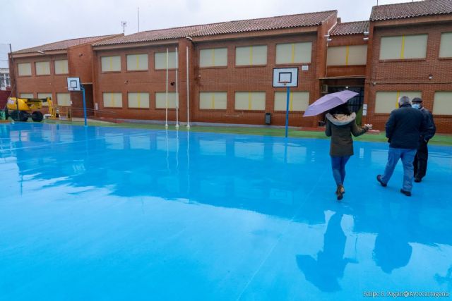 Los trabajos de mejora y mantenimiento en 14 centros educativos de Cartagena llegan a su recta final