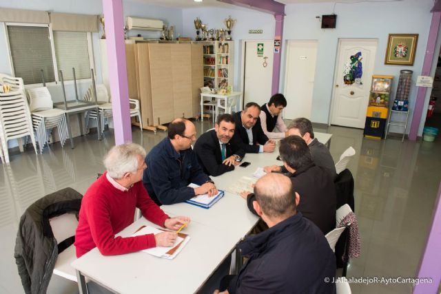 Ayuntamiento y la Direccion General de Carreteras estudian mejoras en la carreteras de La Puebla y La Aparecida