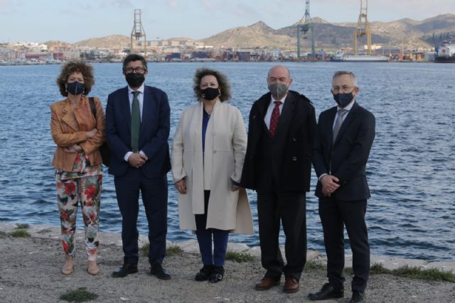 El presidente de Puertos del Estado destaca el papel del Puerto de Cartagena como una infraestructura clave para la recuperación económica