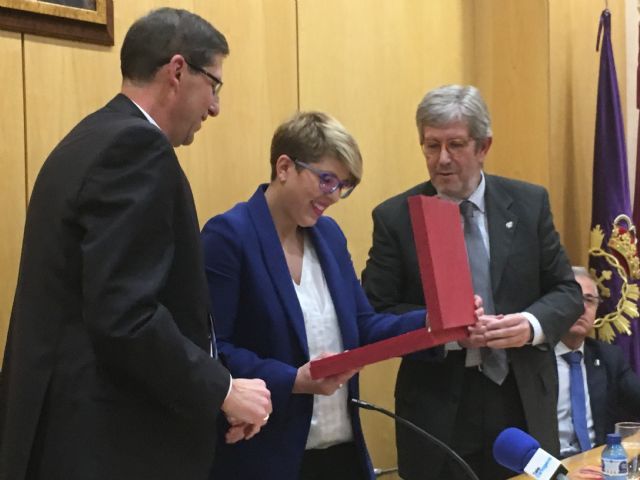 Presentación de la revista 'El Pomo'