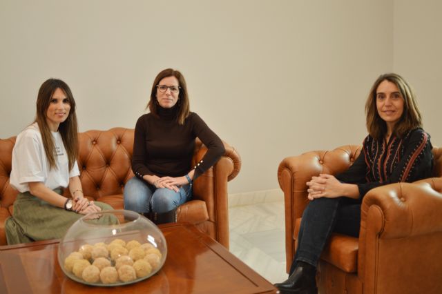 'Hacer la tesis siendo madre es muy duro, pero también muy satisfactorio y los hijos lo viven con ilusión'