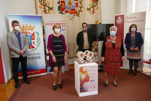 La Federación de Asociaciones de Mujeres Mediterráneo entrega los primeros premios ‘Aurelia Quesada’