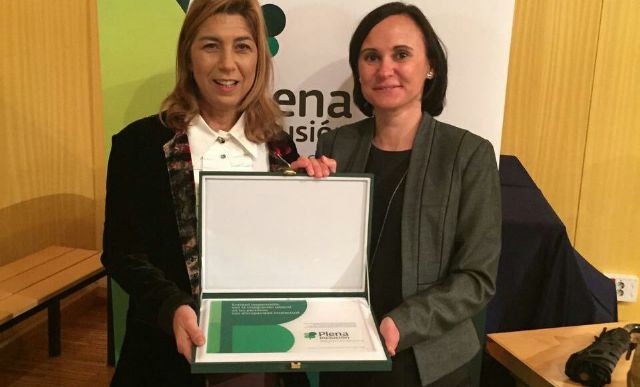 Los premios Laurel reconocen la labor social del Cross benéfico San Leandro y del Organismo de Gestión Recaudatoria