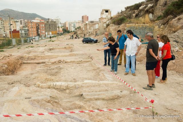 MC: Las intrigas del PP y la incapacidad del PSOE dejan a Casco Antiguo en el limbo