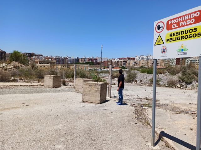 MC desmonta las 'mentiras' de Castejón: 'La Fiscalía requiere al Ayuntamiento el análisis de las aguas de El Hondón y el correcto vallado de los terrenos'