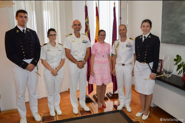 El destructor italiano ´Luigi Durand de la Penne´ visita Cartagena