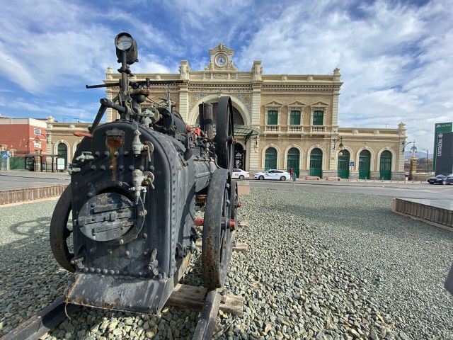 MC: N. Arroyo intenta entorpecer la llegada del AVE a Cartagena con proyectos rechazados por su partido