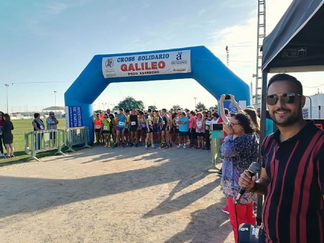 Pozo Estrecho corrió este fin de semana a beneficio de la Asociación Española Contra el Cáncer