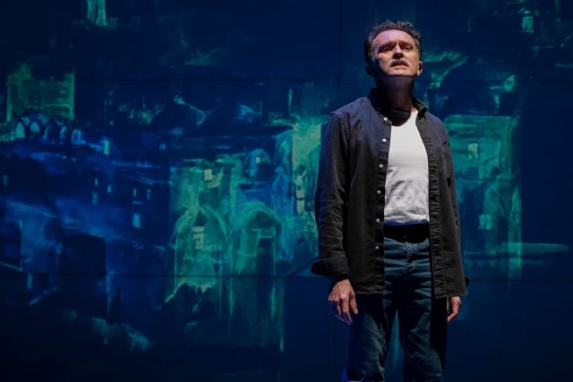 Con ´Pedro Cano, pintar el viaje´ se inicia la programación de teatro del Luzzy