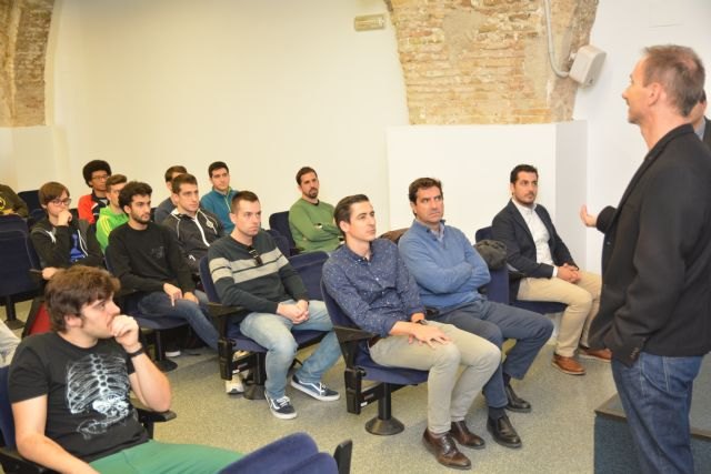 Nace Tech Club UPCT, comunidad de formación complementaria de Microsoft