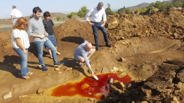 Podemos pone contra las cuerdas a las empresas contaminantes