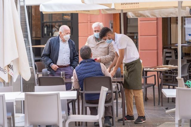 La Oficina de Información a la Hostelería de la ADLE atiende en sus primeros dos meses 250 consultas de trabajadores y empresarios del sector