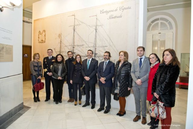 El Palacio Consistorial acoge una muestra sobre construcciones navales y la Cartagena de la epoca de la Ilustracion