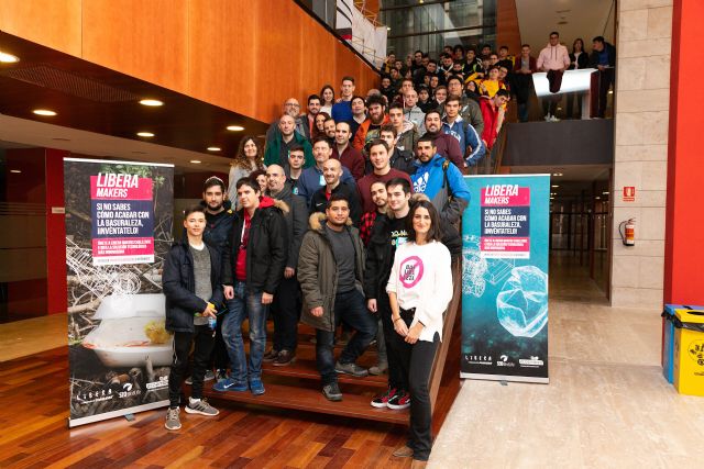 Alumnos del IES Politécnico de Cartagena en Murcia luchan contra la basuraleza a través de la innovación con LIBERA Makers